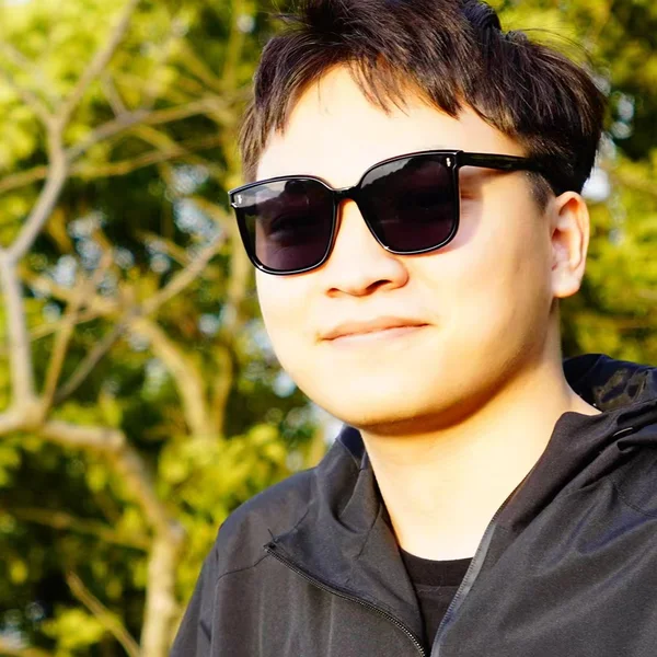 LI Cheng